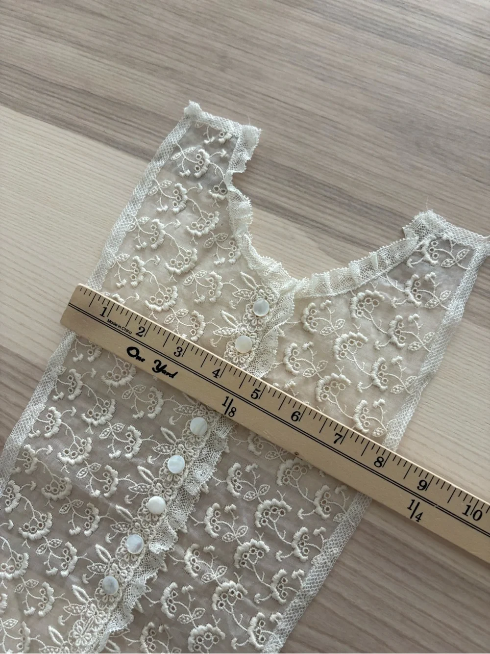 Vintage lace collar sewing fabric piece buttons sewing cottage core trim